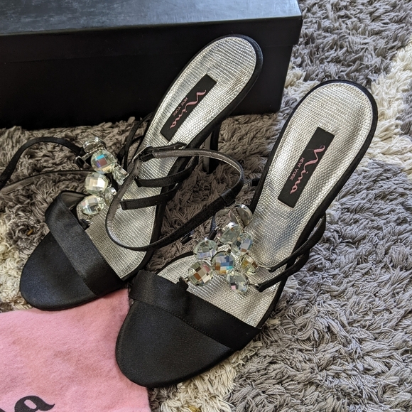 Nina Choda Black Satin Gem Strappy High Heel With Box Women's 9M - Picture 2 of 8